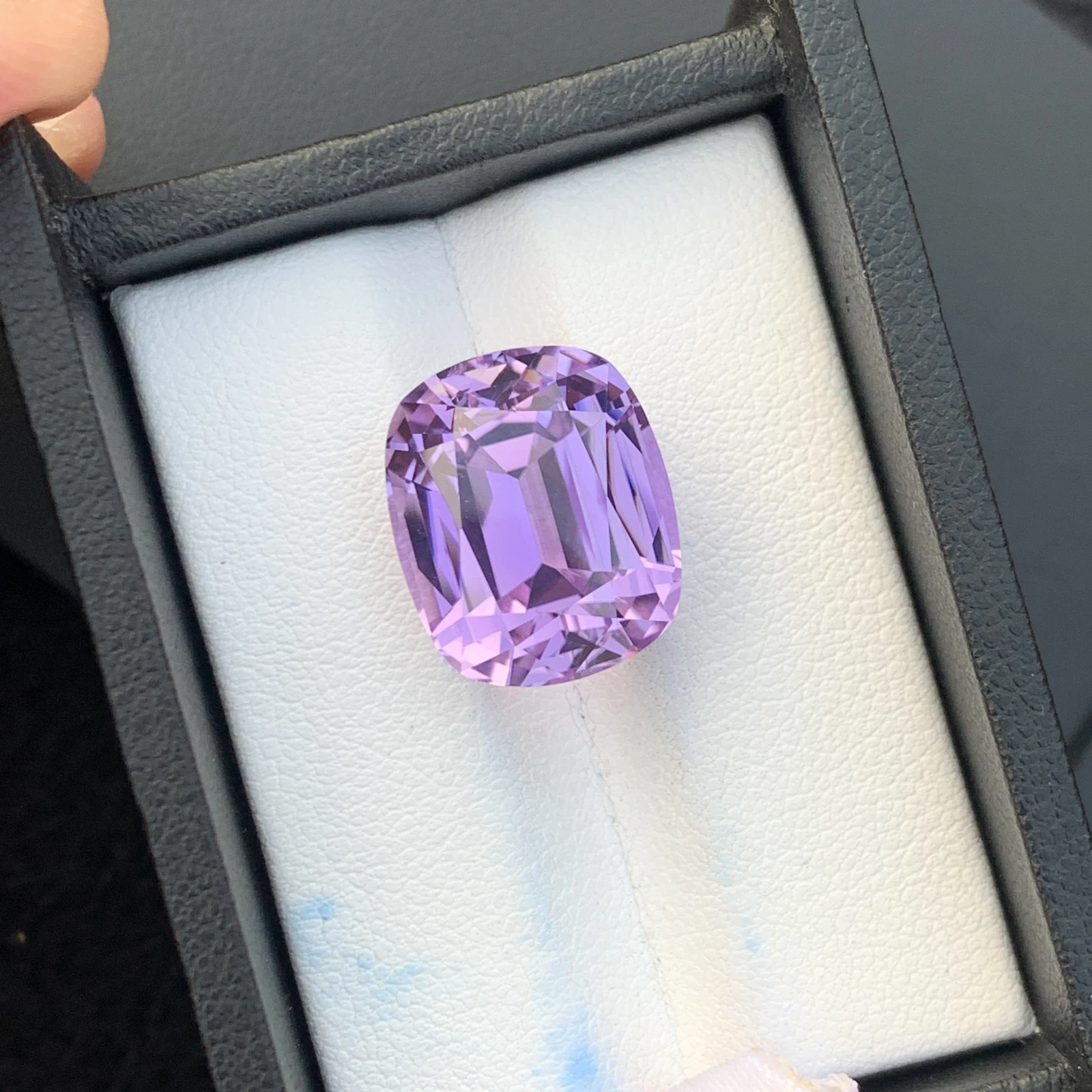 18.75ct Natural Unheated Purple Kunzite Cushion Shape Loose Gemstone from Afghanistan — view 10